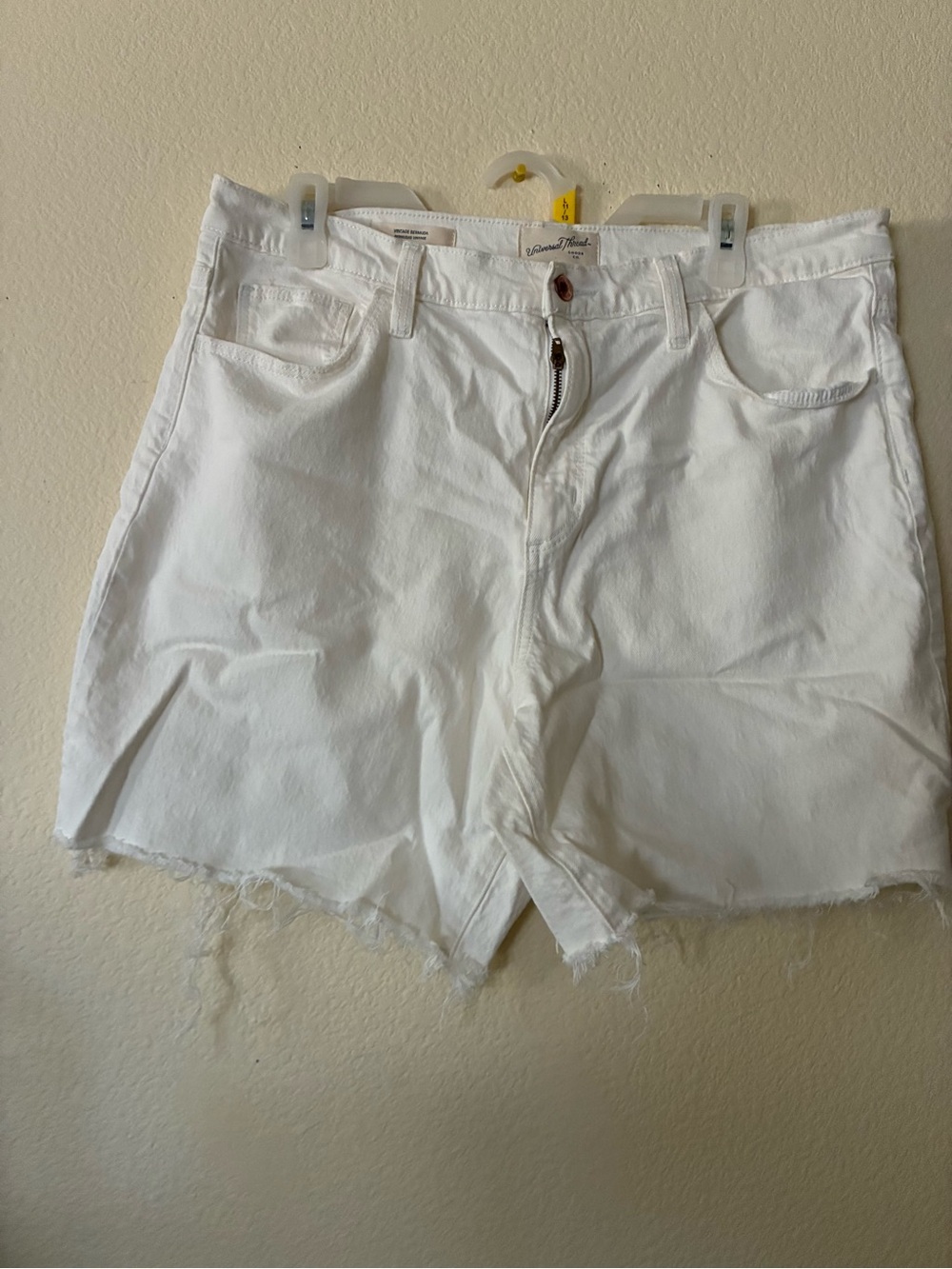 Universal Thread White High-Rise Denim Shorts with Raw Hem